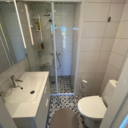 House By The Ocean In Μάριεχαμν