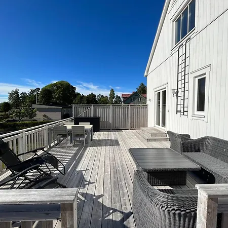 House By The Ocean In *